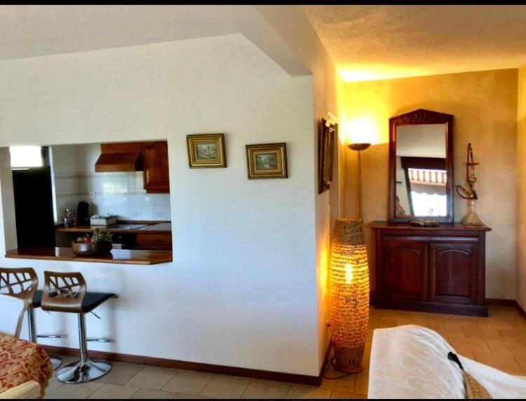 Poerava Tahiti Apartment Papeete  Ngoại thất bức ảnh