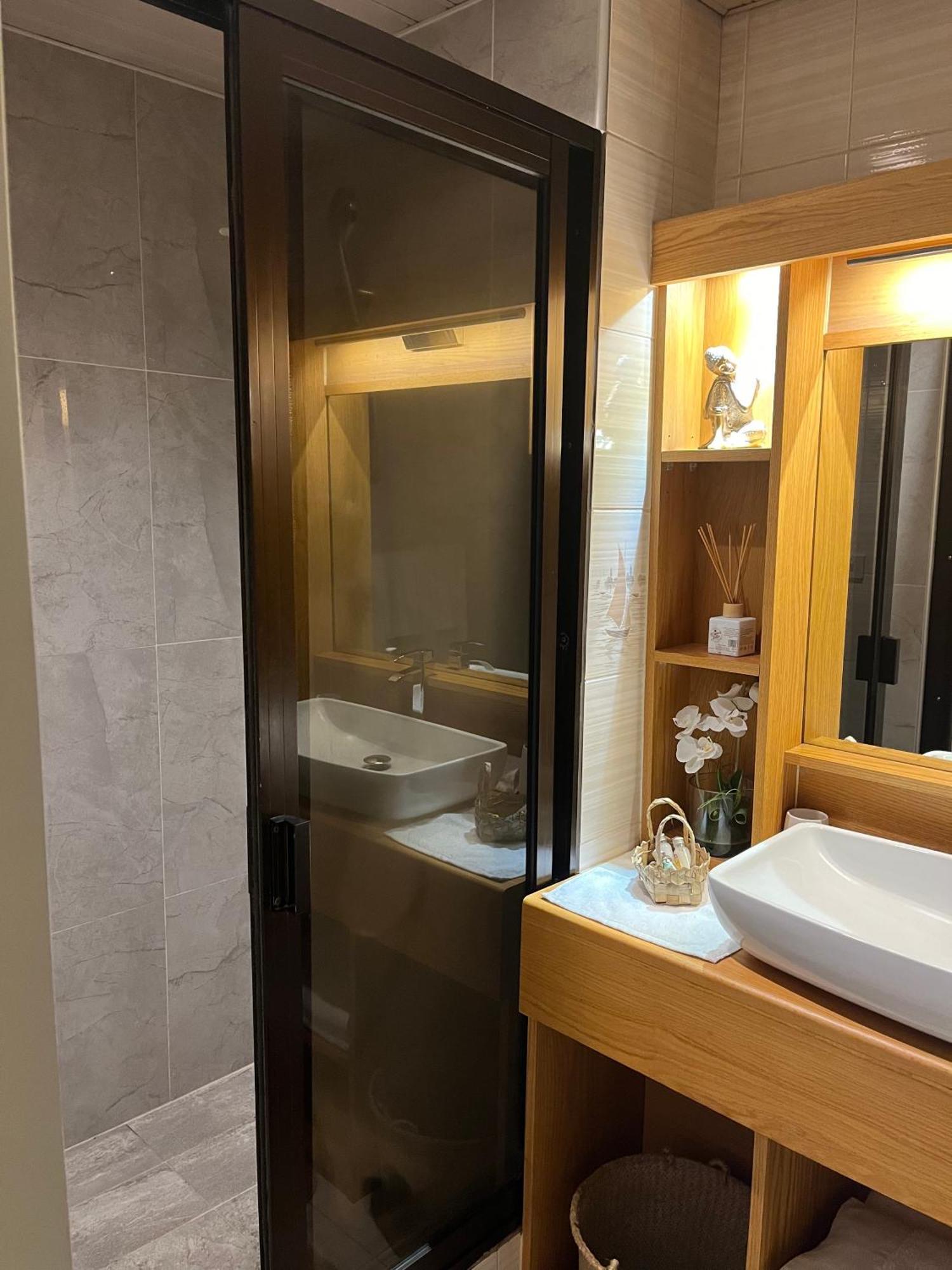 Poerava Tahiti Apartment Papeete  Ngoại thất bức ảnh